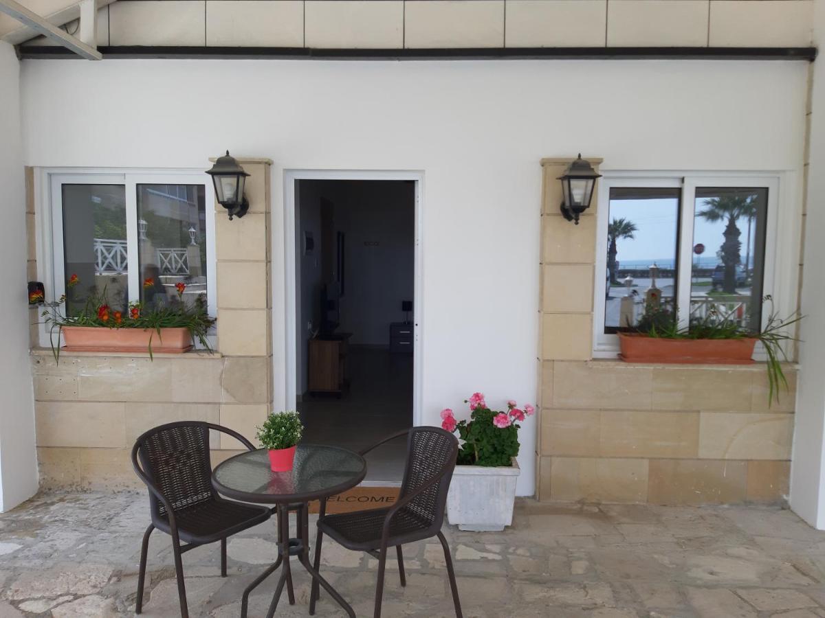 Апартаменты Zorbas Sea View No 5 Ларнака Экстерьер фото